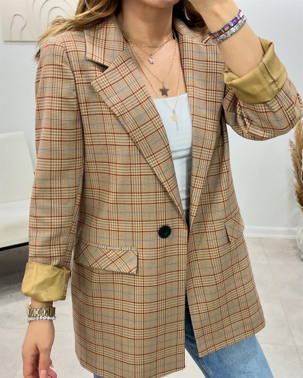 Renkli̇ Çi̇zgi̇li̇ Blazer Ceket