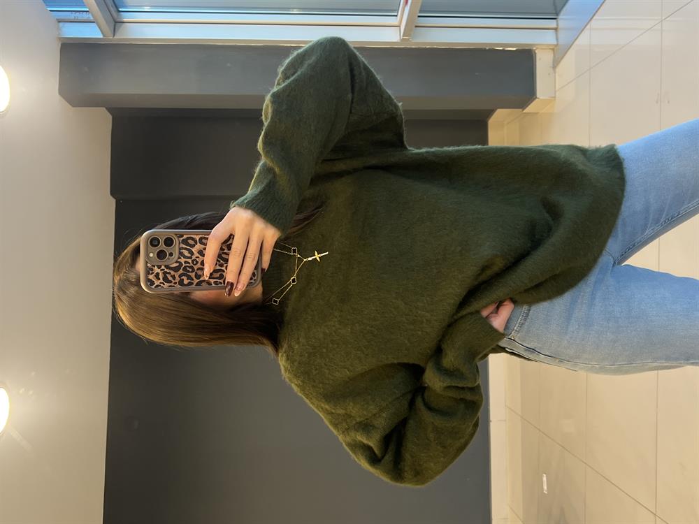 Sakalli Kazak Haki̇ Yeşi̇l