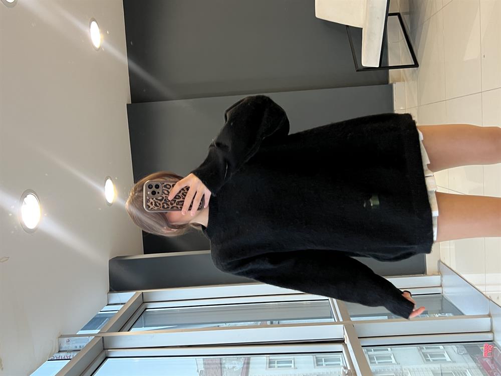 Sakalli Kazak Si̇yah