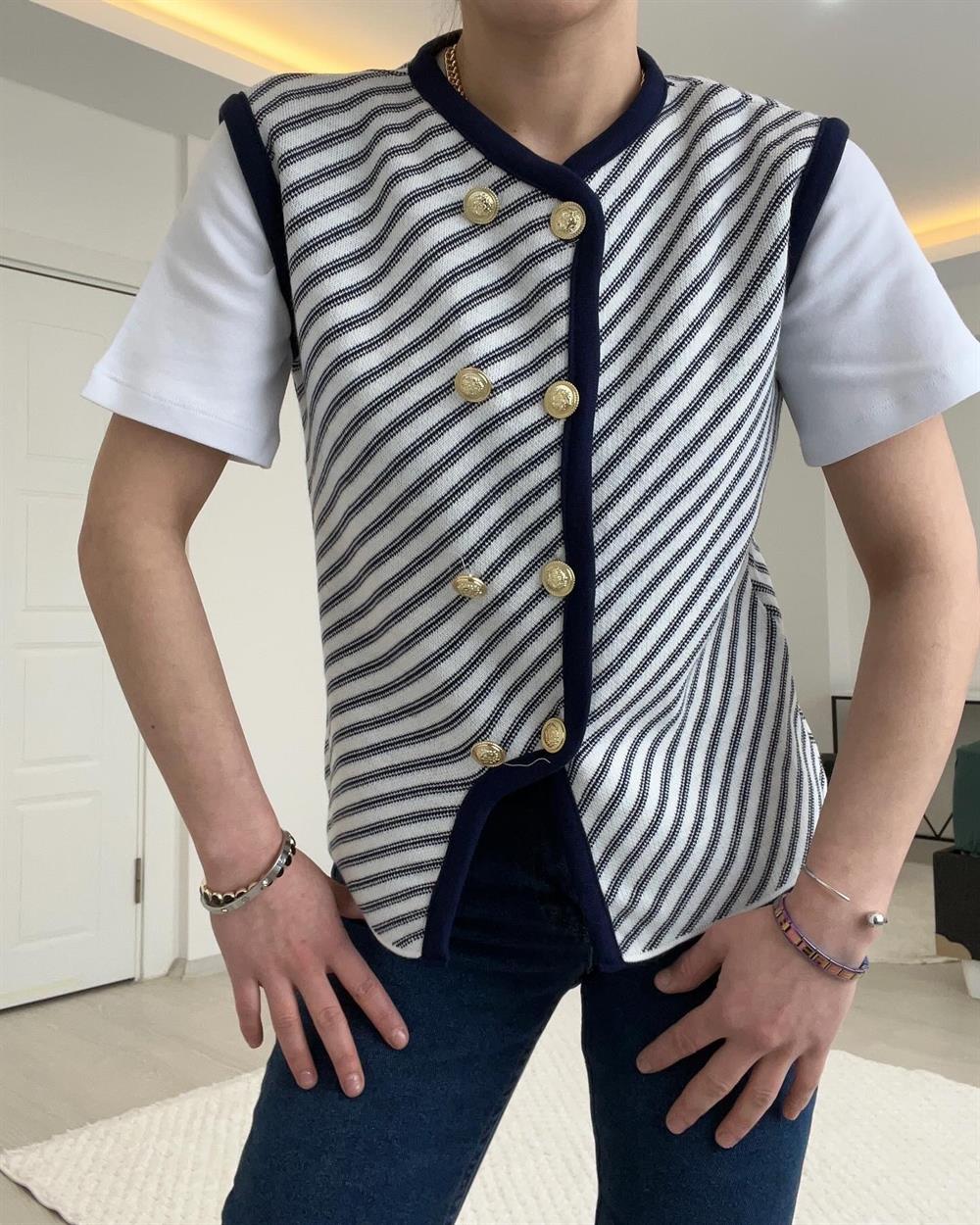 Tasarim Gold Düğmeli̇ Yelek Laci̇vert-Beyaz