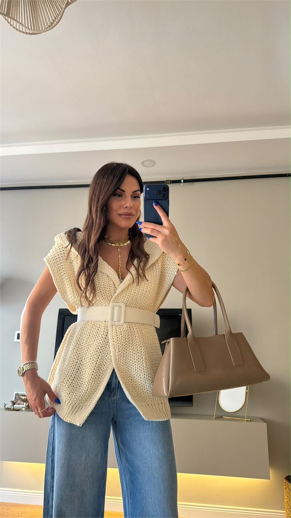 Oversize Selanik Doku Kemer Detaylı Triko Yelek Ekru
