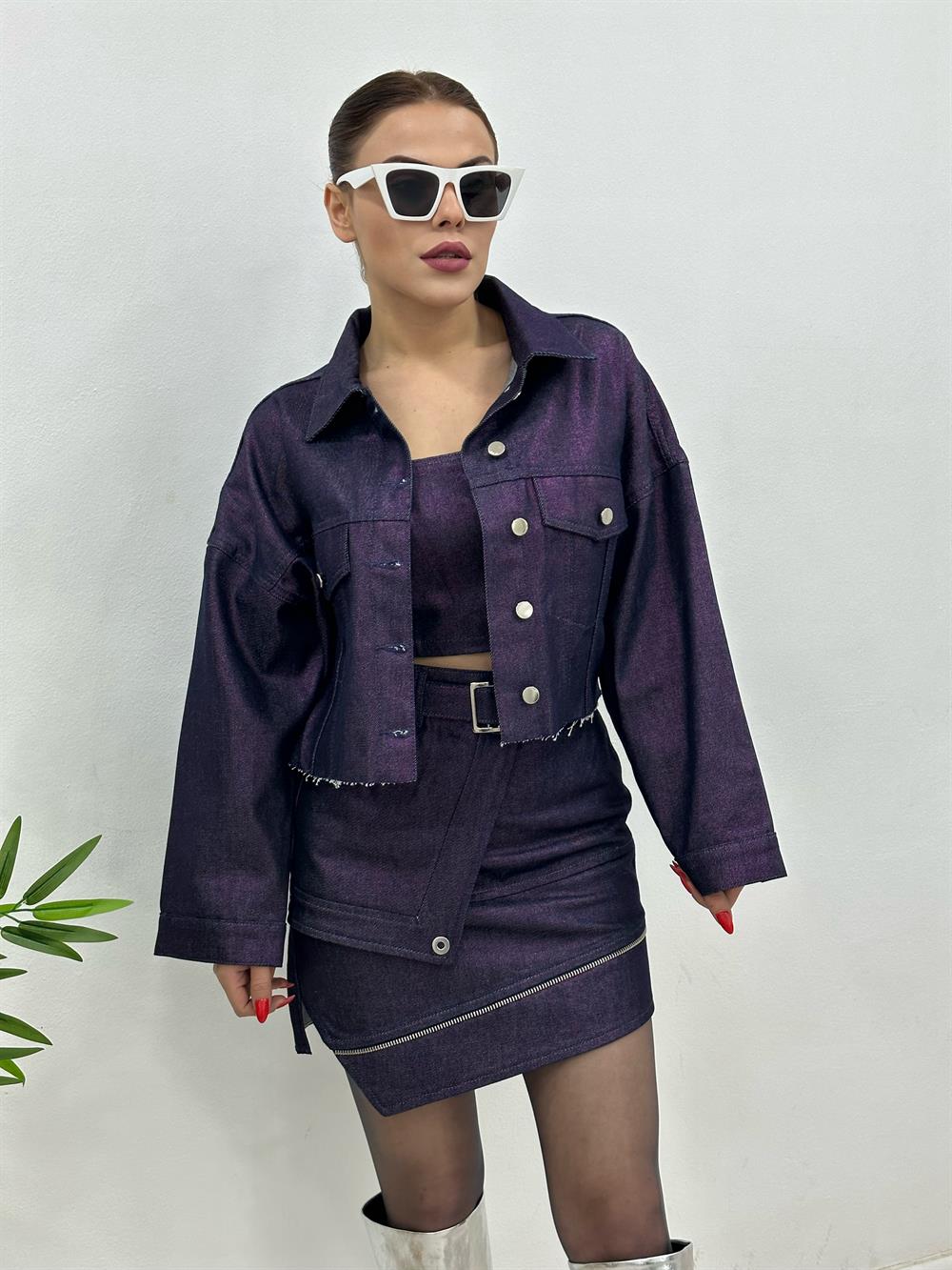 Özel Seri̇ Si̇mli̇ Mor Ceket