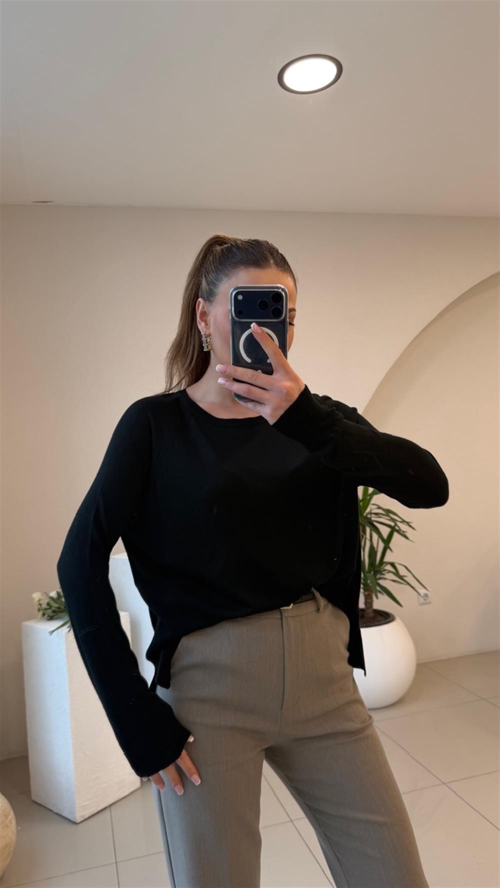 PAMUK BASİC DİLVİN BLUZ SİYAH 