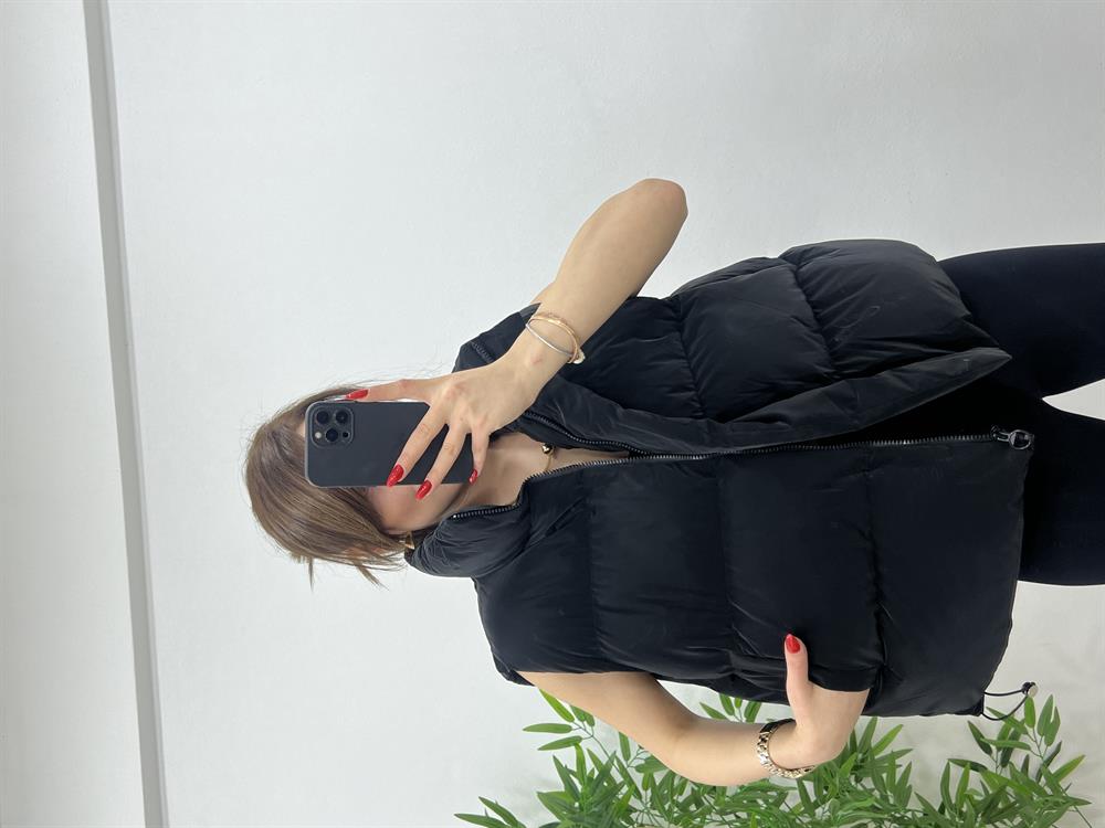 Parlak Puffer Yelek Si̇yah