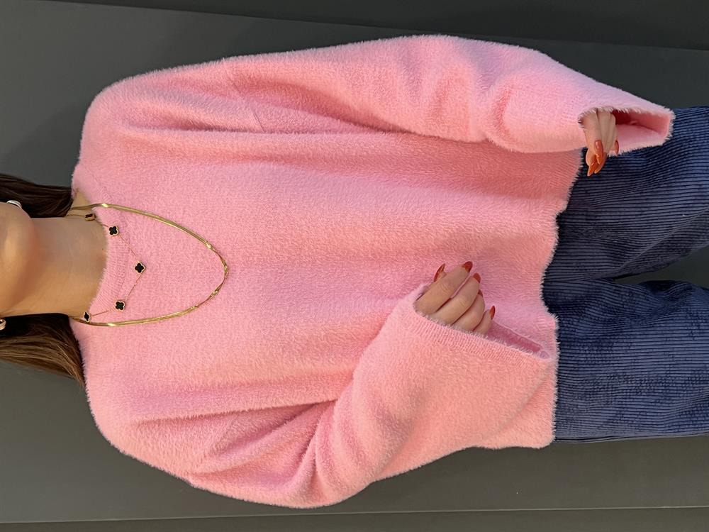 Pembe Geni̇ş Kol Detayli  Yumoş Kazak