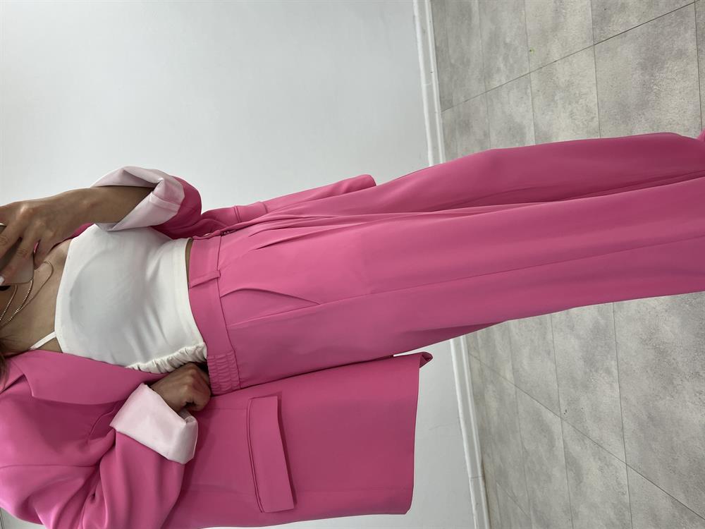 Pembe Gold Düğmeli̇ Takim