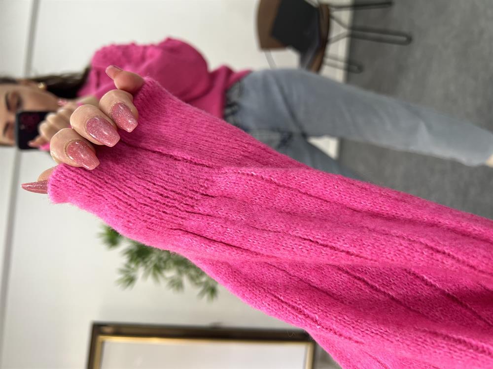 Pembe Polo Yaka Ponpon Detayli Tri̇ko Kazak