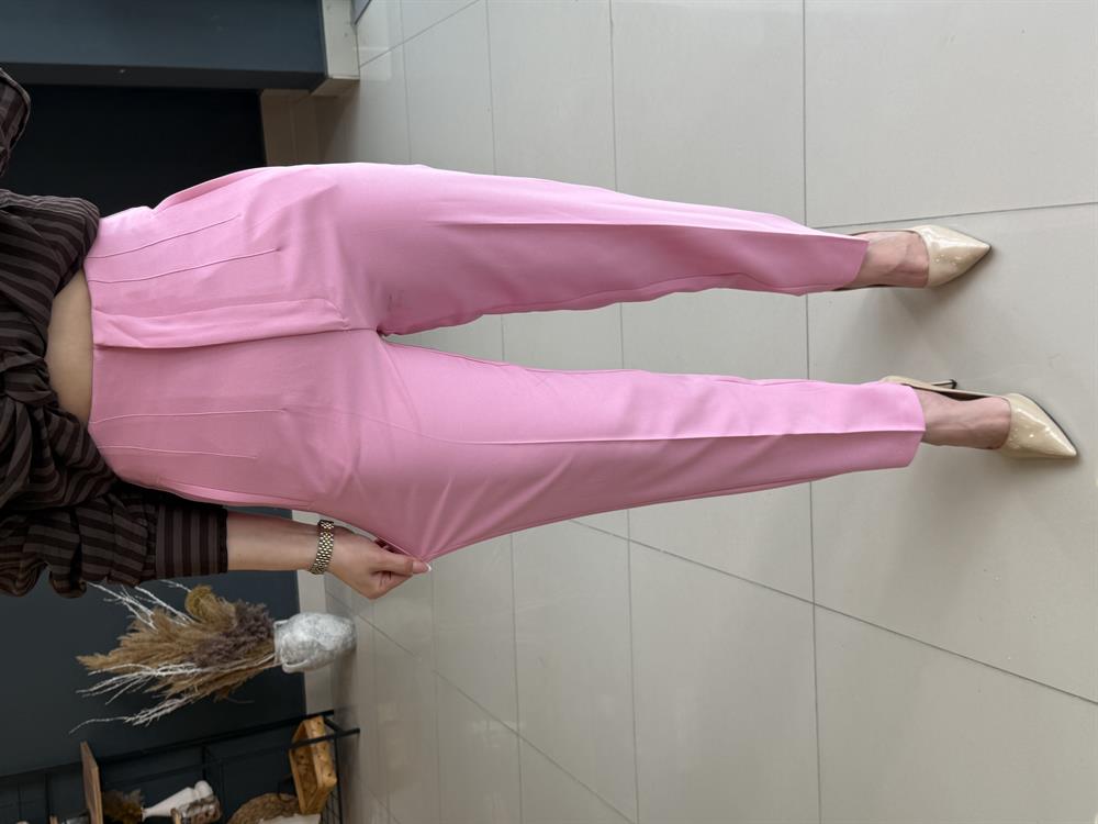 Pensli̇ Havuç Kesi̇m Kumaş Pantolon Pembe