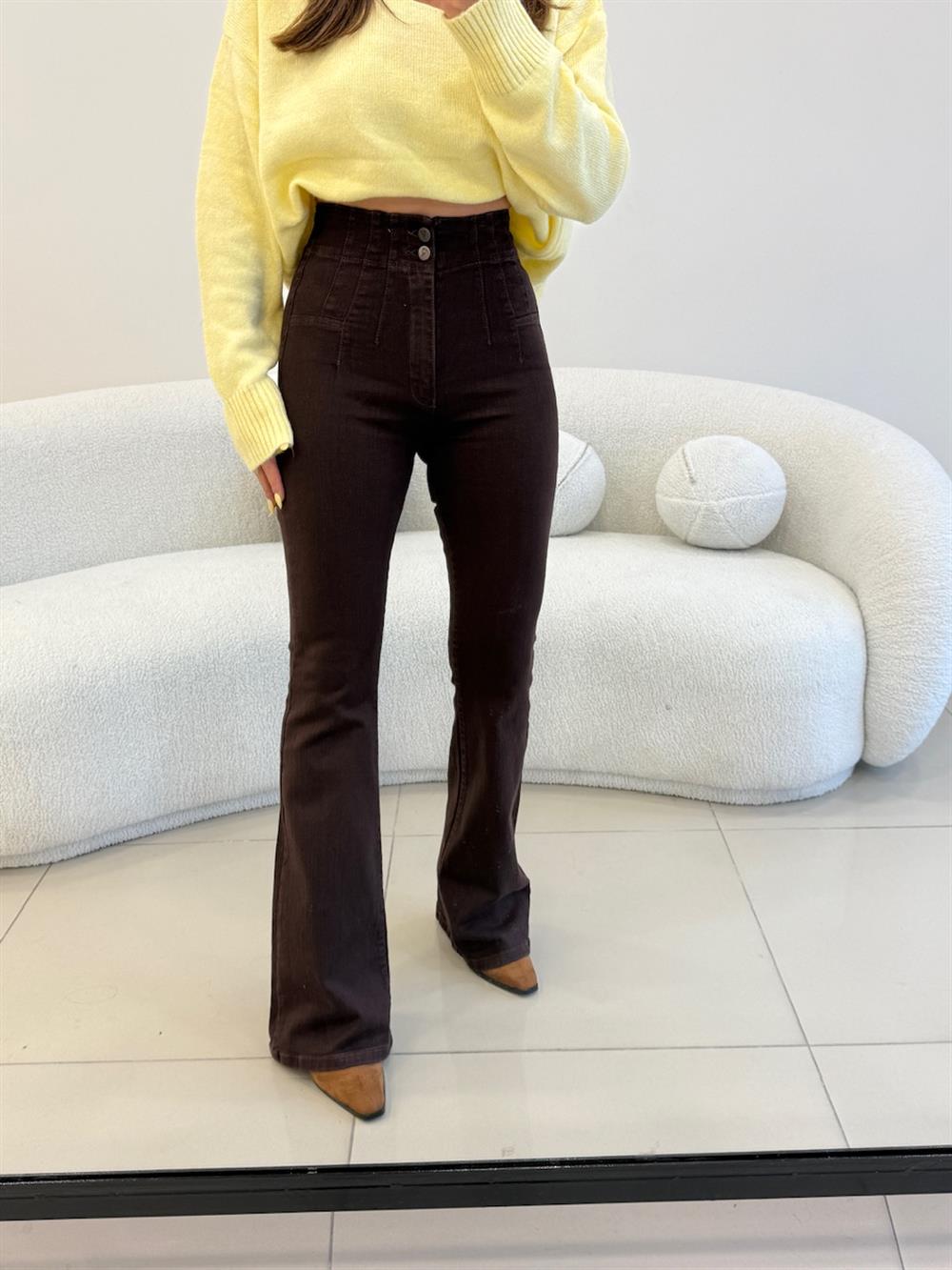 Pensli̇ Yumuşak Li̇krali Jean Kahve