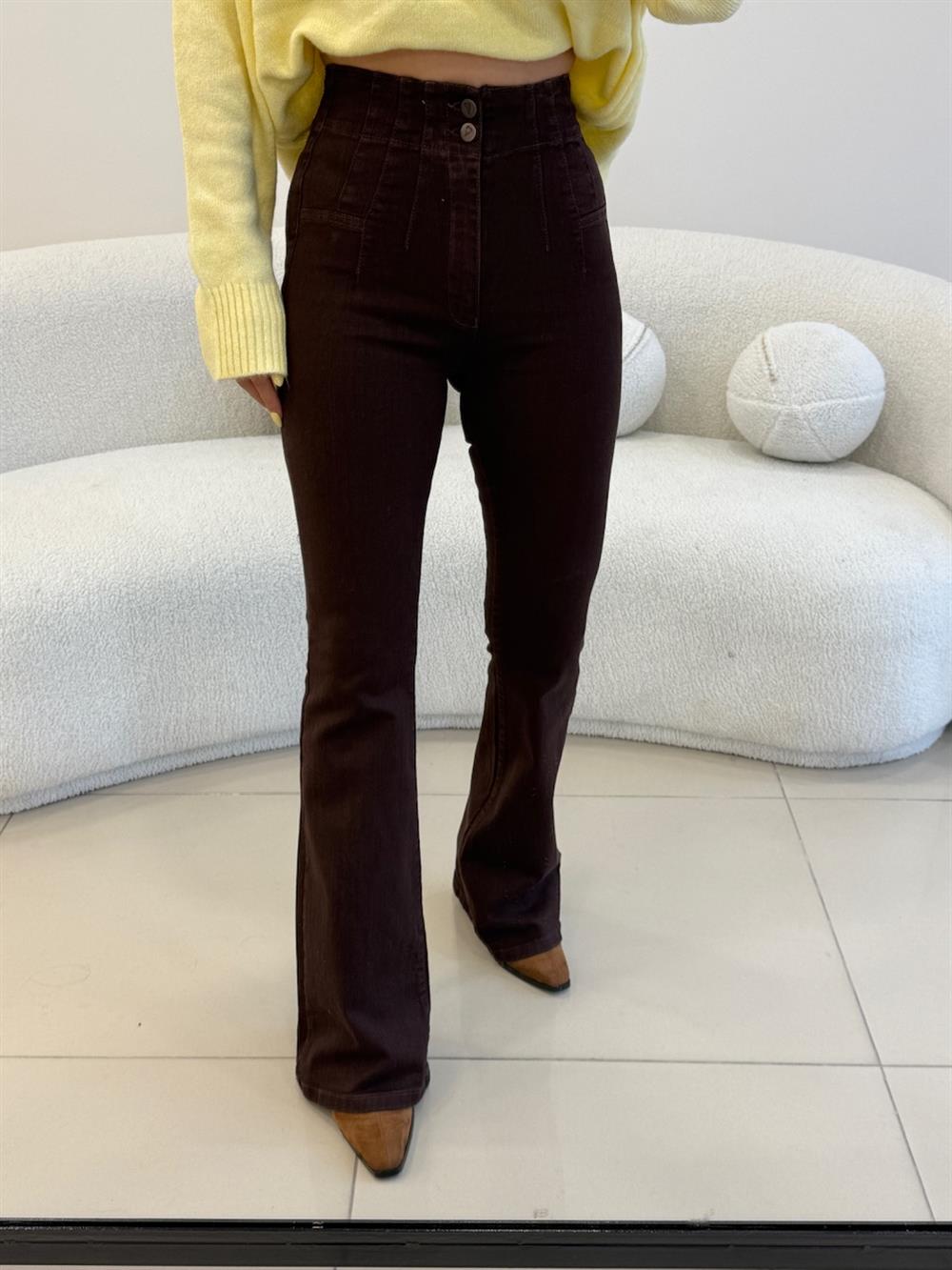 Pensli̇ Yumuşak Li̇krali Jean Kahve