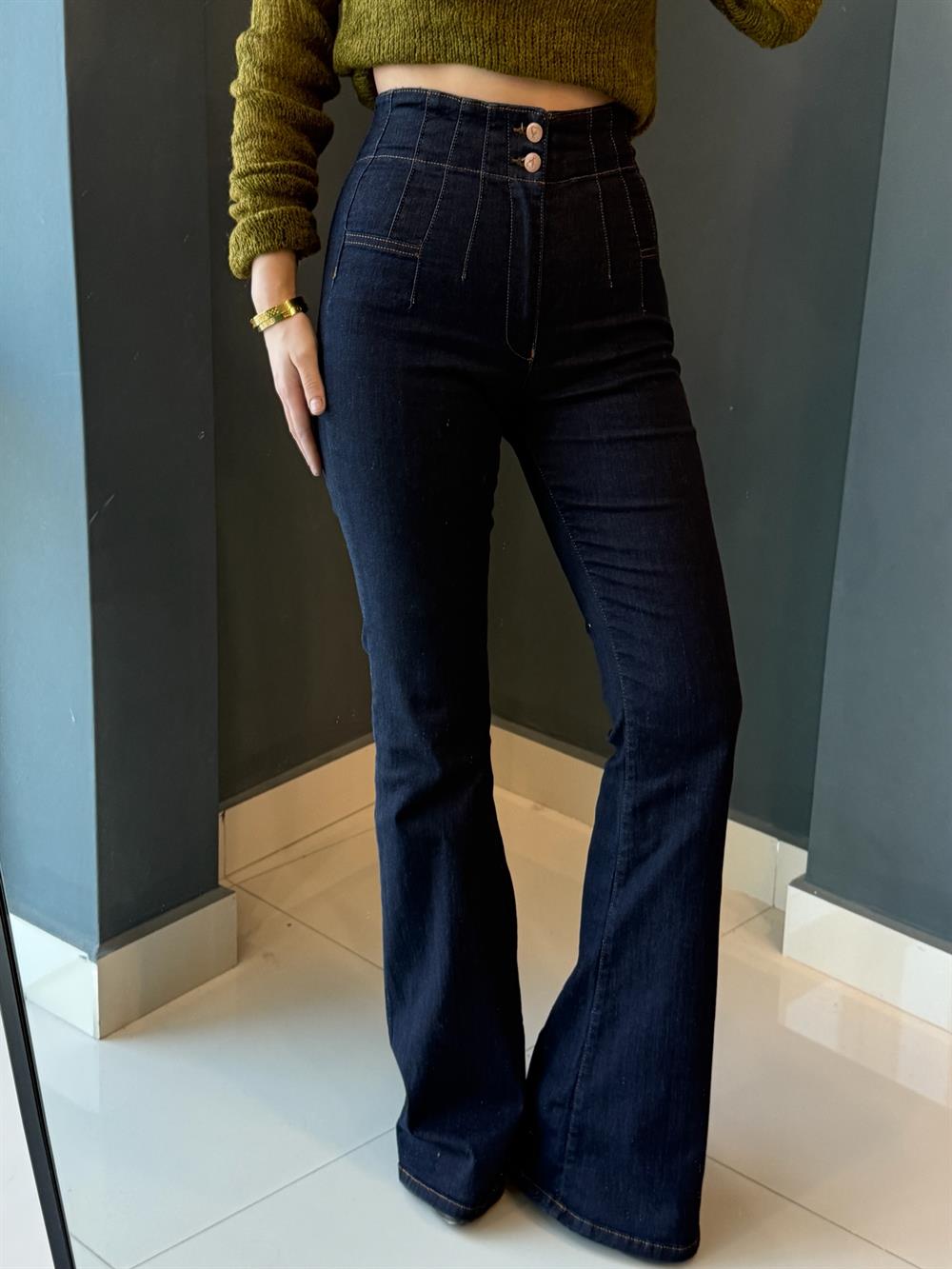 Pensli̇ Yumuşak Li̇krali Boru Paça Jean Koyu Mavi̇  