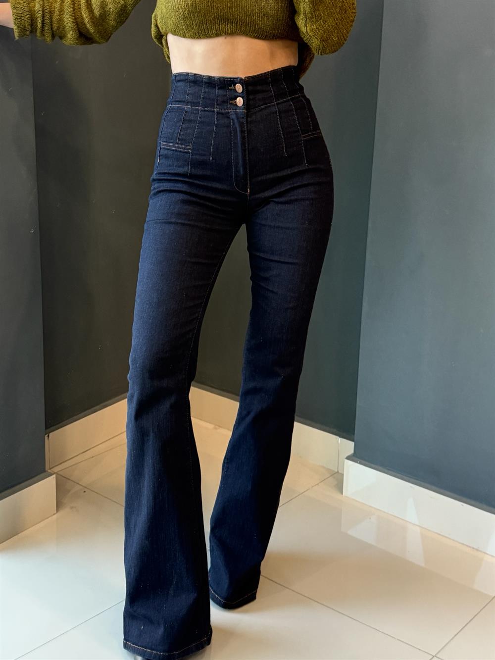 Pensli̇ Yumuşak Li̇krali Boru Paça Jean Koyu Mavi̇  