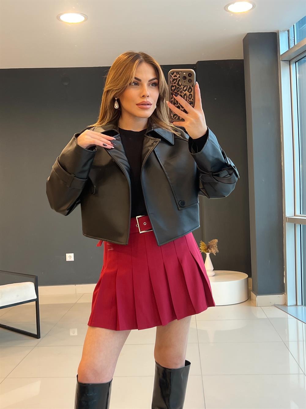 Premium Kisa Deri̇ Ceket Si̇yah