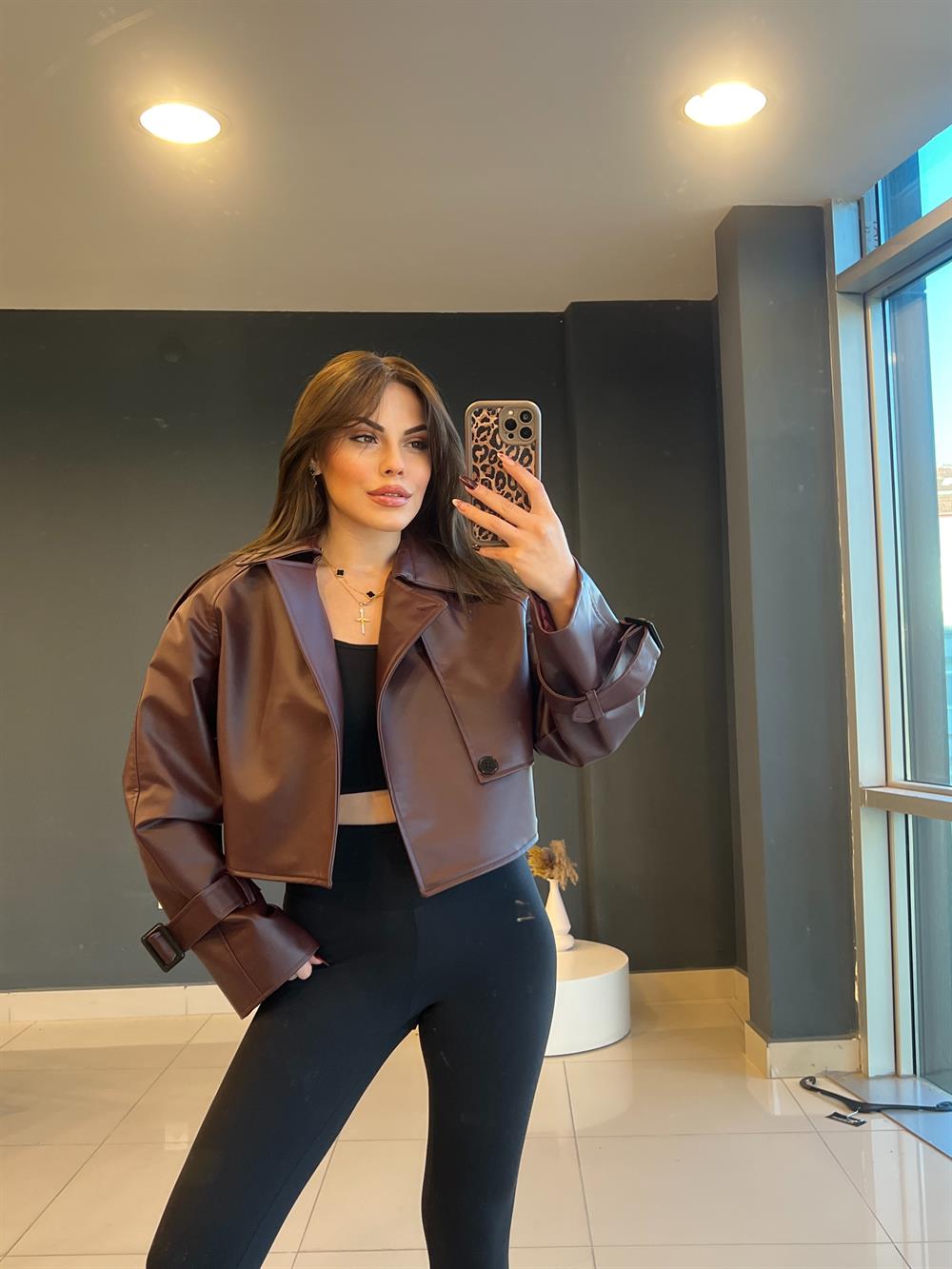 Premium Kisa Deri̇ Ceket Bordo