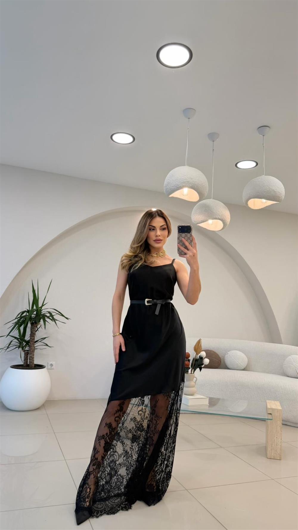 PREMİUM SERİ ETEK UCU DANTELLİ TASARIM İP ASKILI SATEN ELBİSE