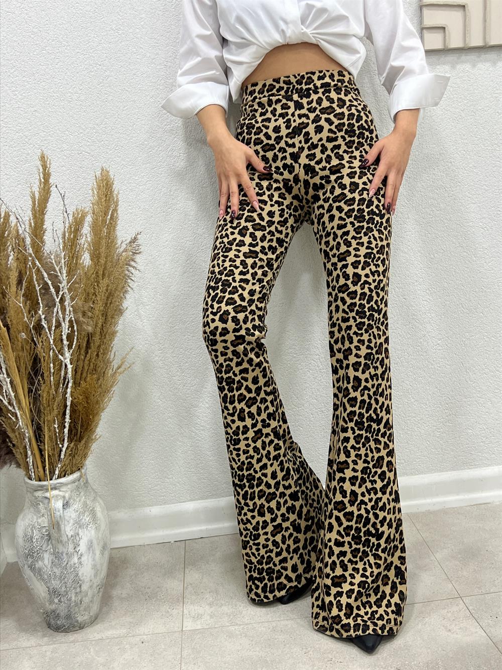 Premi̇um Seri̇ Full Li̇krali Leopar Desen İspanyol Paça Pantolon
