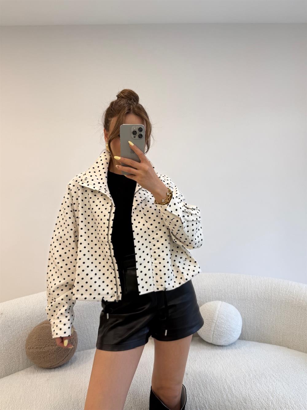 PUANTİYELİ MEVSİMLİK CEKET