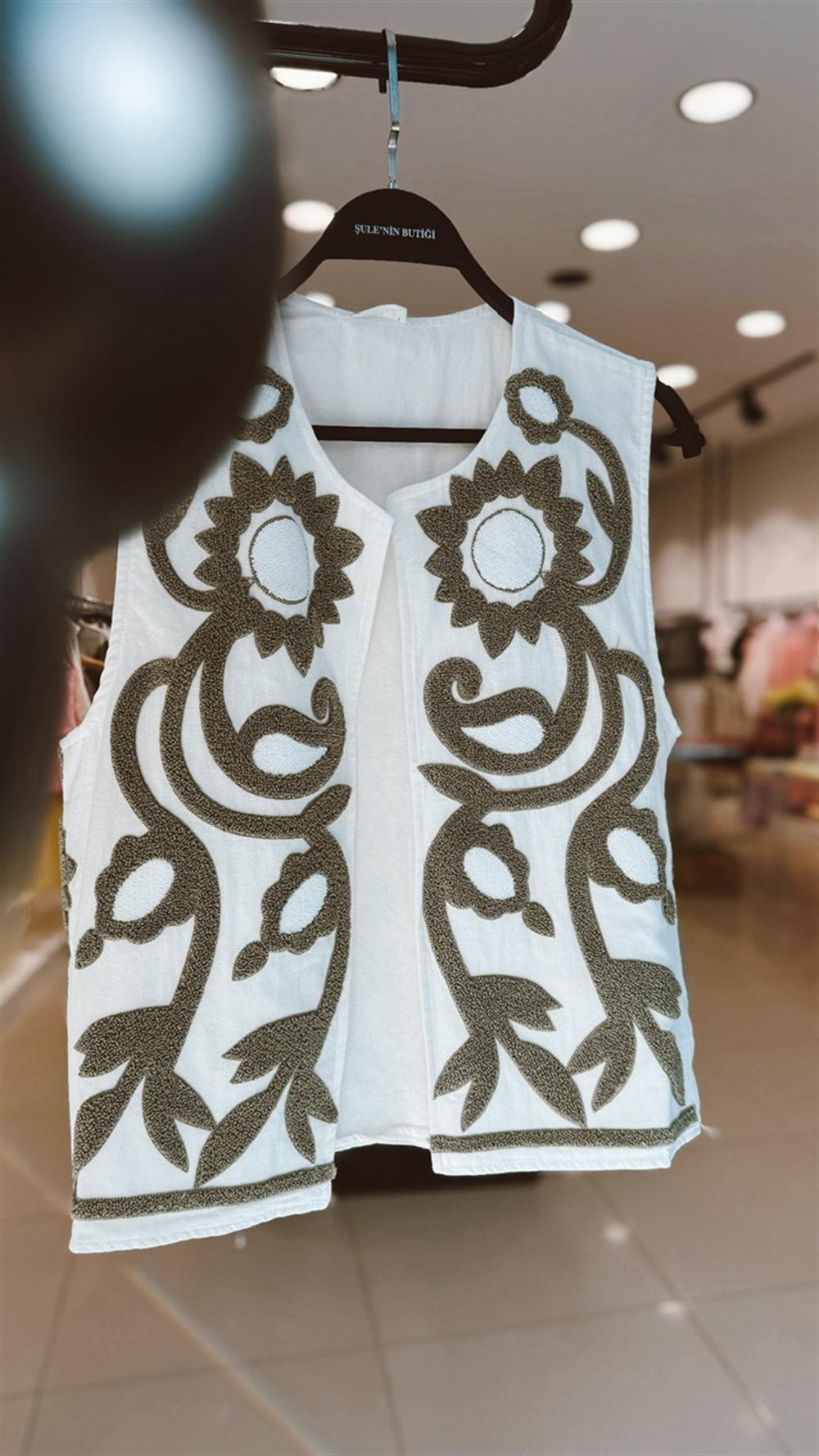 PUNCH İŞLEMELİ TASARIM YELEK