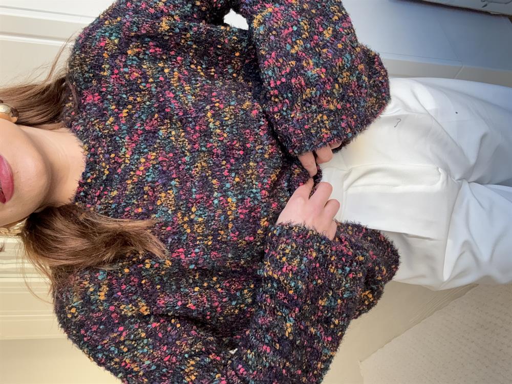 Renkli̇ Bi̇si̇klet Yaka Kazak Si̇yah