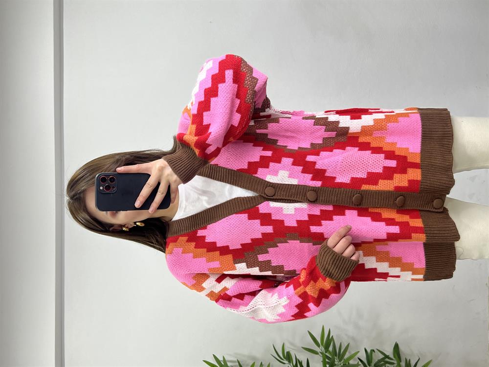 Renkli̇ Desenli̇ Hirka Pembe -Kirmizi