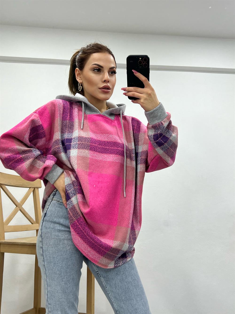 Renkli̇ Kapşonlu Sweat