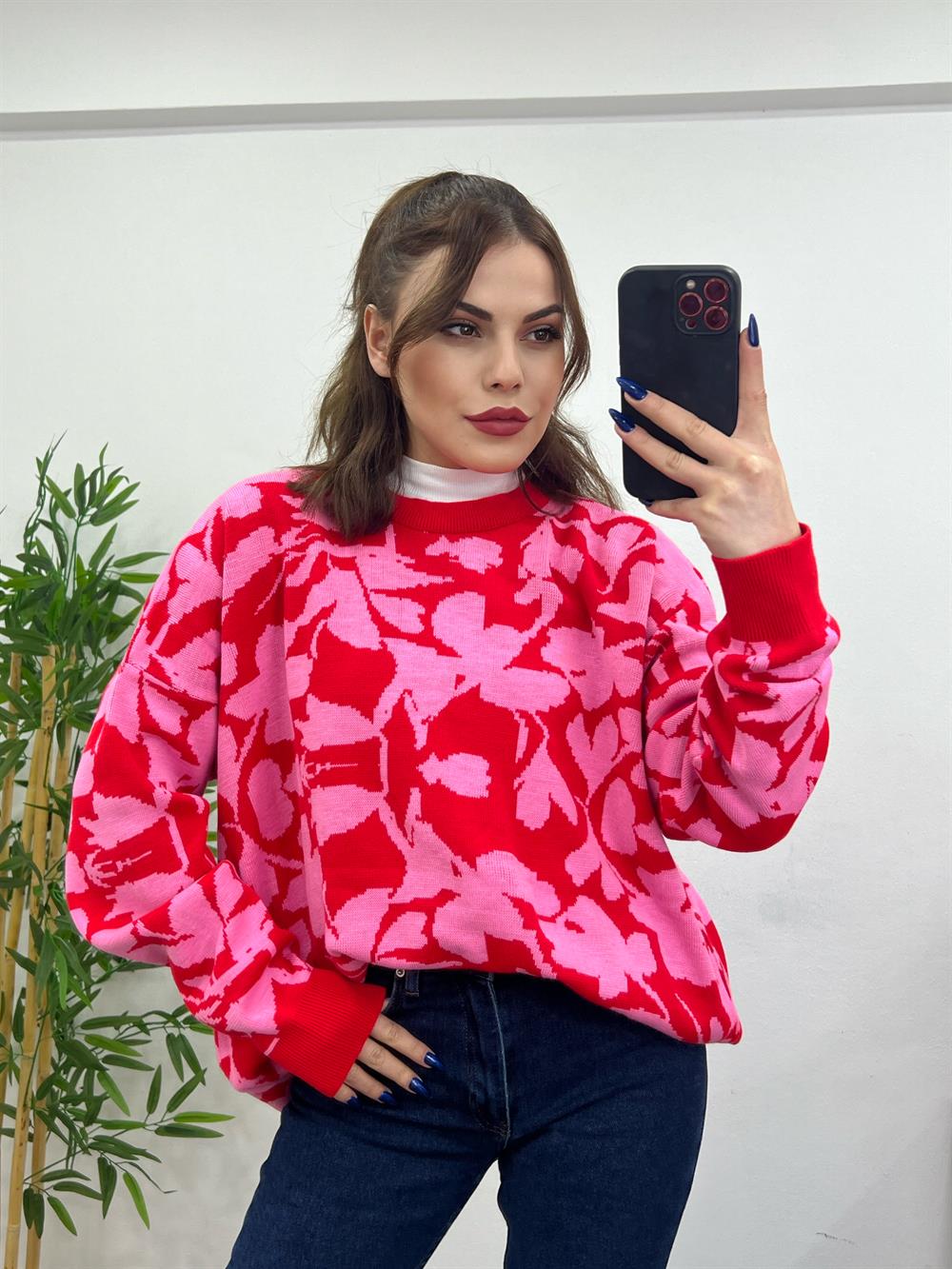 Renkli̇ Kazak Pembe-Kırmızı