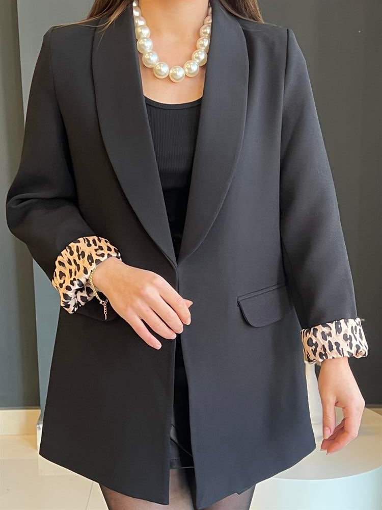 Şal Yaka Leopar Astarli Ceket Si̇yah