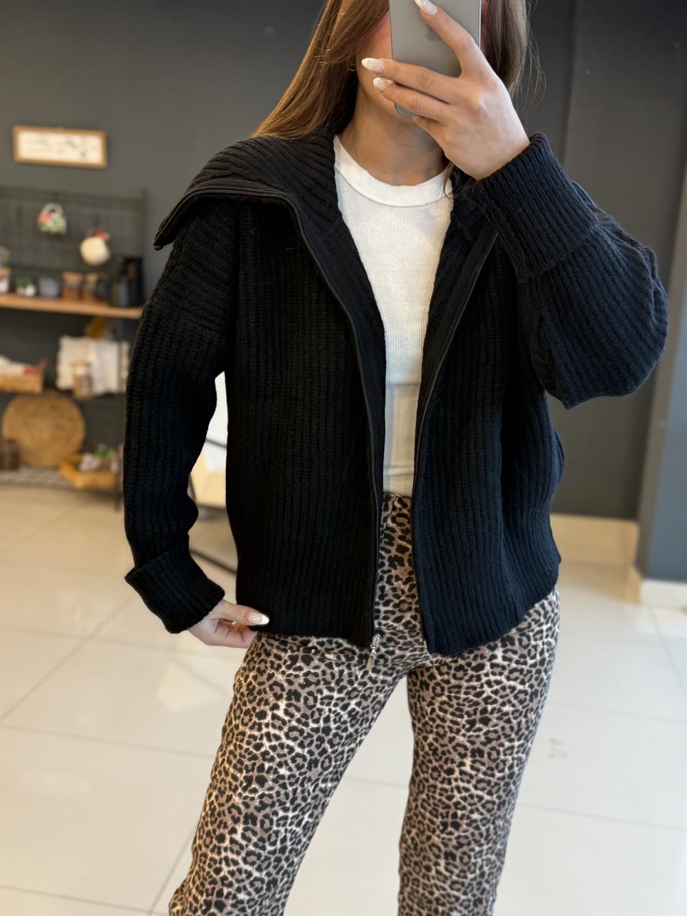 Şal Yaka Örgü Hirka Si̇yah