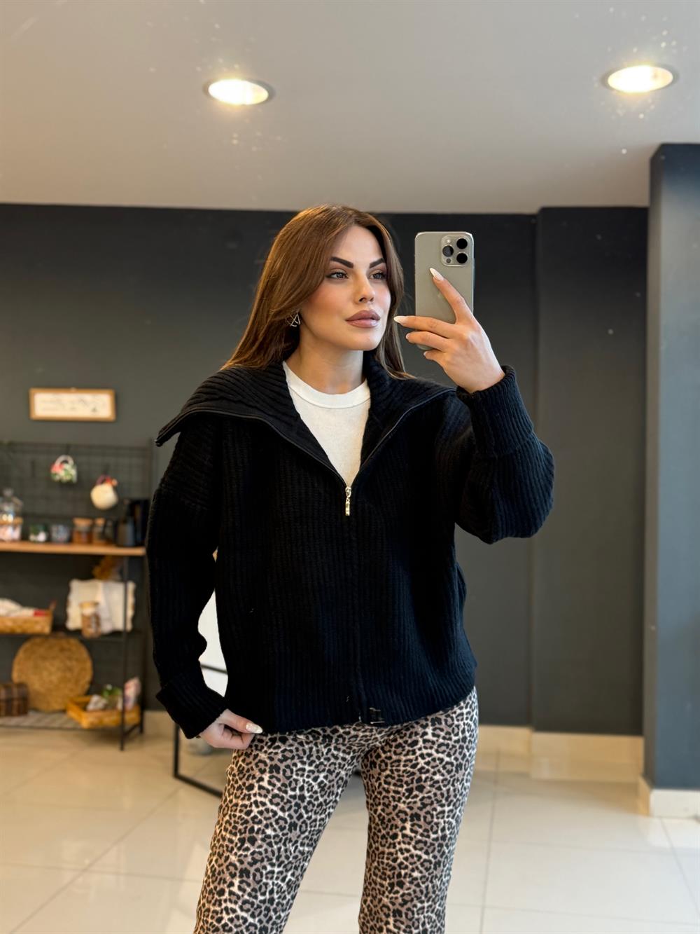 Şal Yaka Örgü Hirka Si̇yah