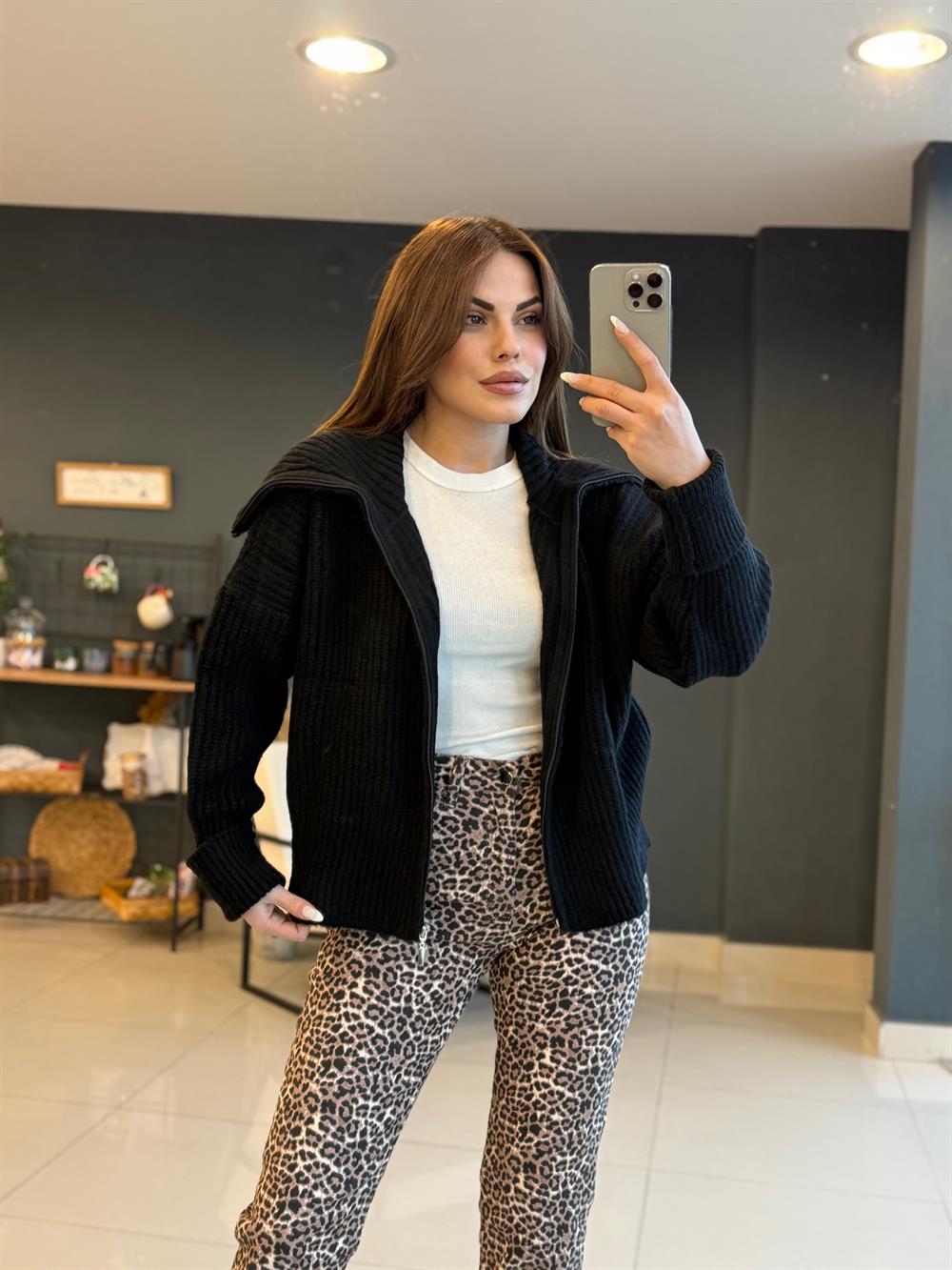 Şal Yaka Örgü Hirka Si̇yah