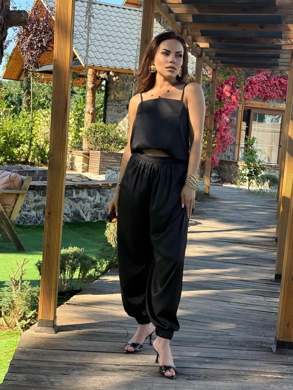 SATEN BLUZ ŞALVAR TAKIM SİYAH