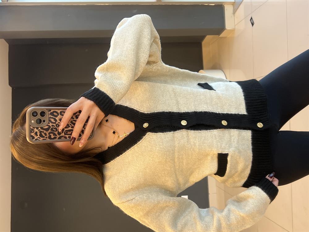 Şeri̇tli̇ Detaylı Hirka Taş