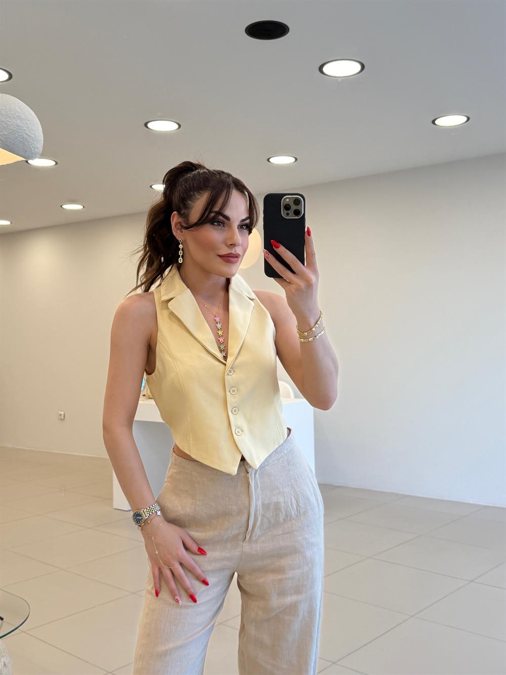 SIRT BELDEN BAĞLAMALI YELEK SARI