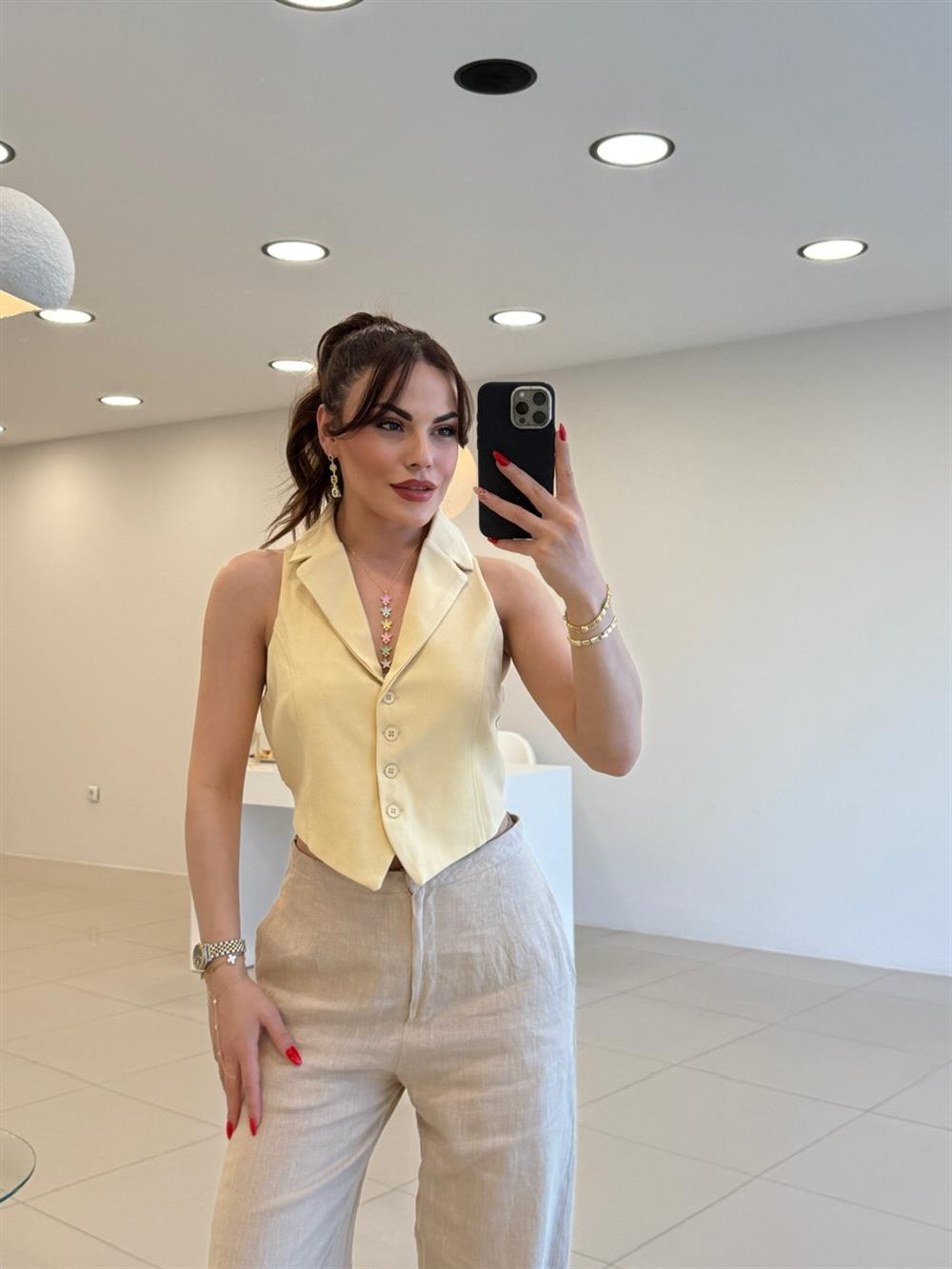 SIRT BELDEN BAĞLAMALI YELEK SARI