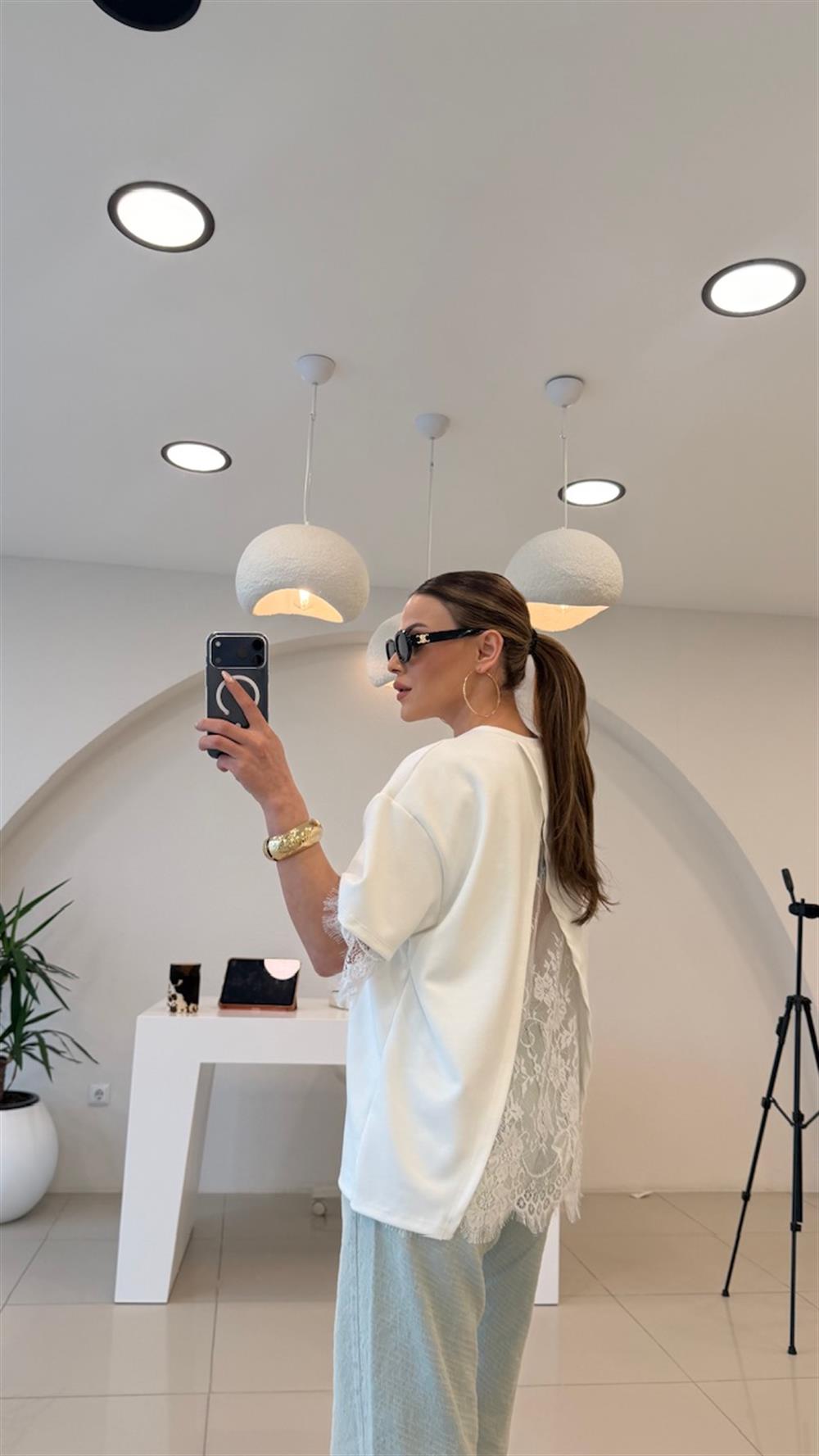 SIRT DANTEL DETAYLI MODAL BLUZ BEYAZ