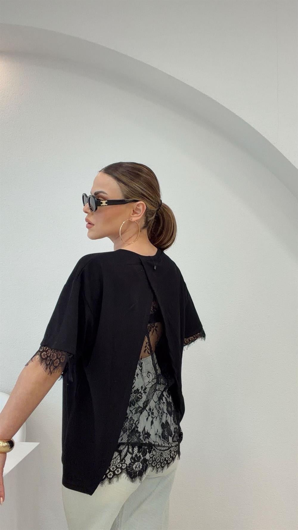 SIRT DANTEL DETAYLI MODAL BLUZ SİYAH