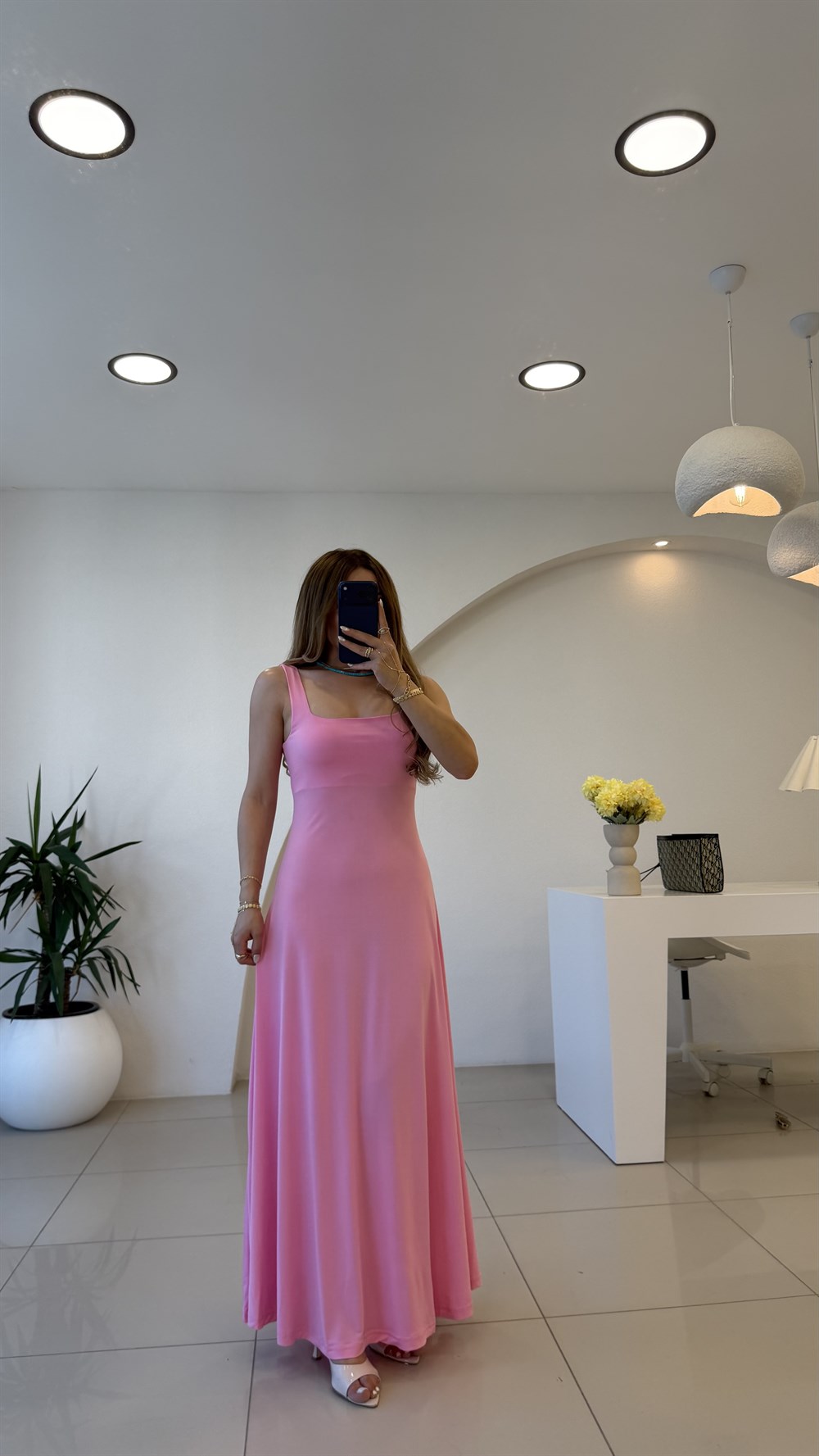 Sırt Dekolteli Askılı Elbise Pembe