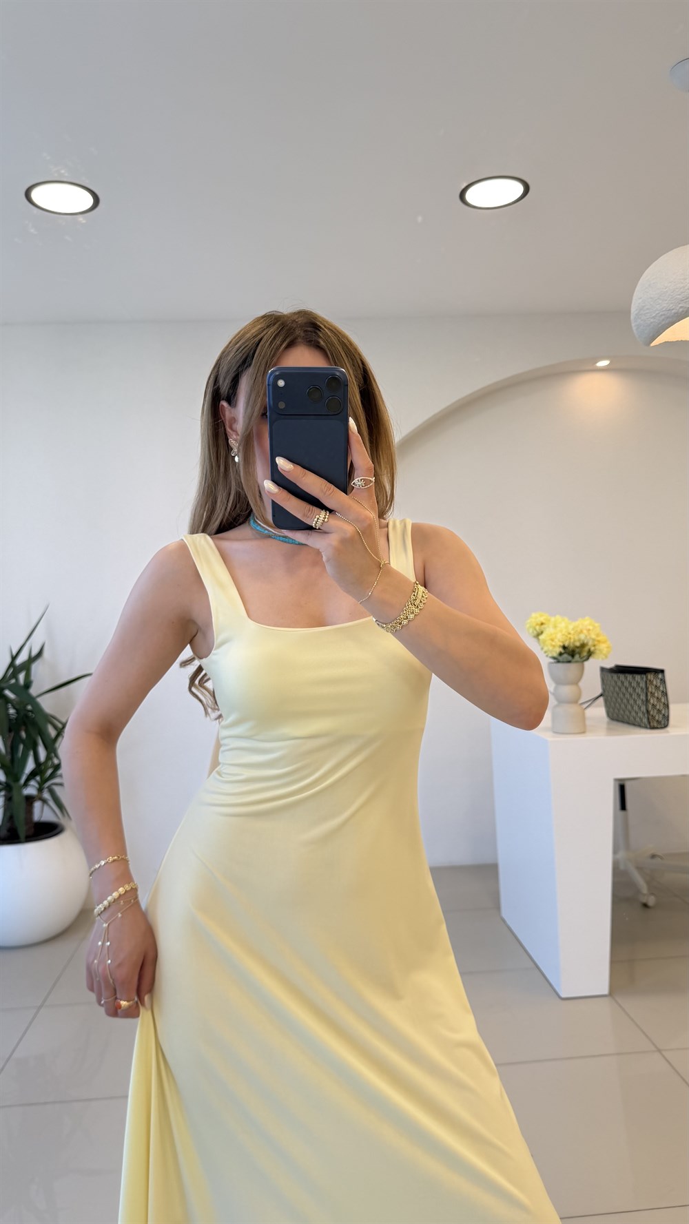 Sırt Dekolteli Askılı Elbise Sarı