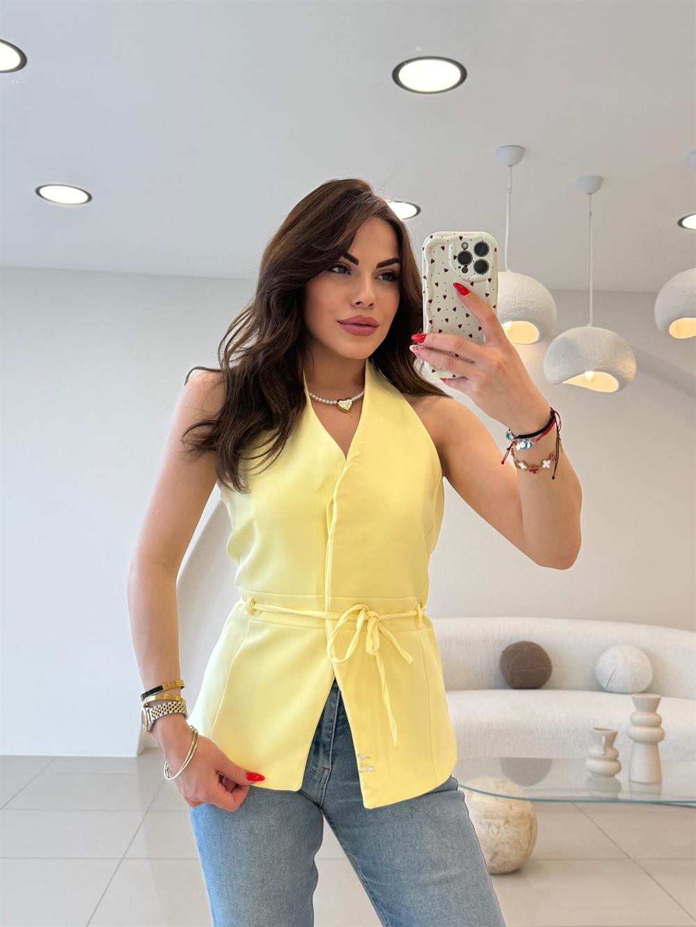 SIRT DEKOLTELİ BAĞLAMALI YELEK SARI