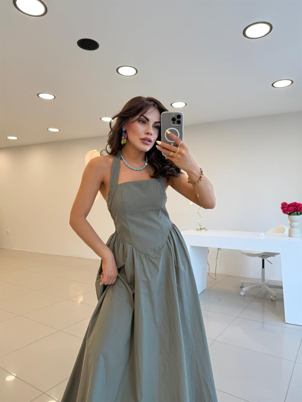 SIRT DEKOLTELİ POPLİN ELBİSE YEŞİL