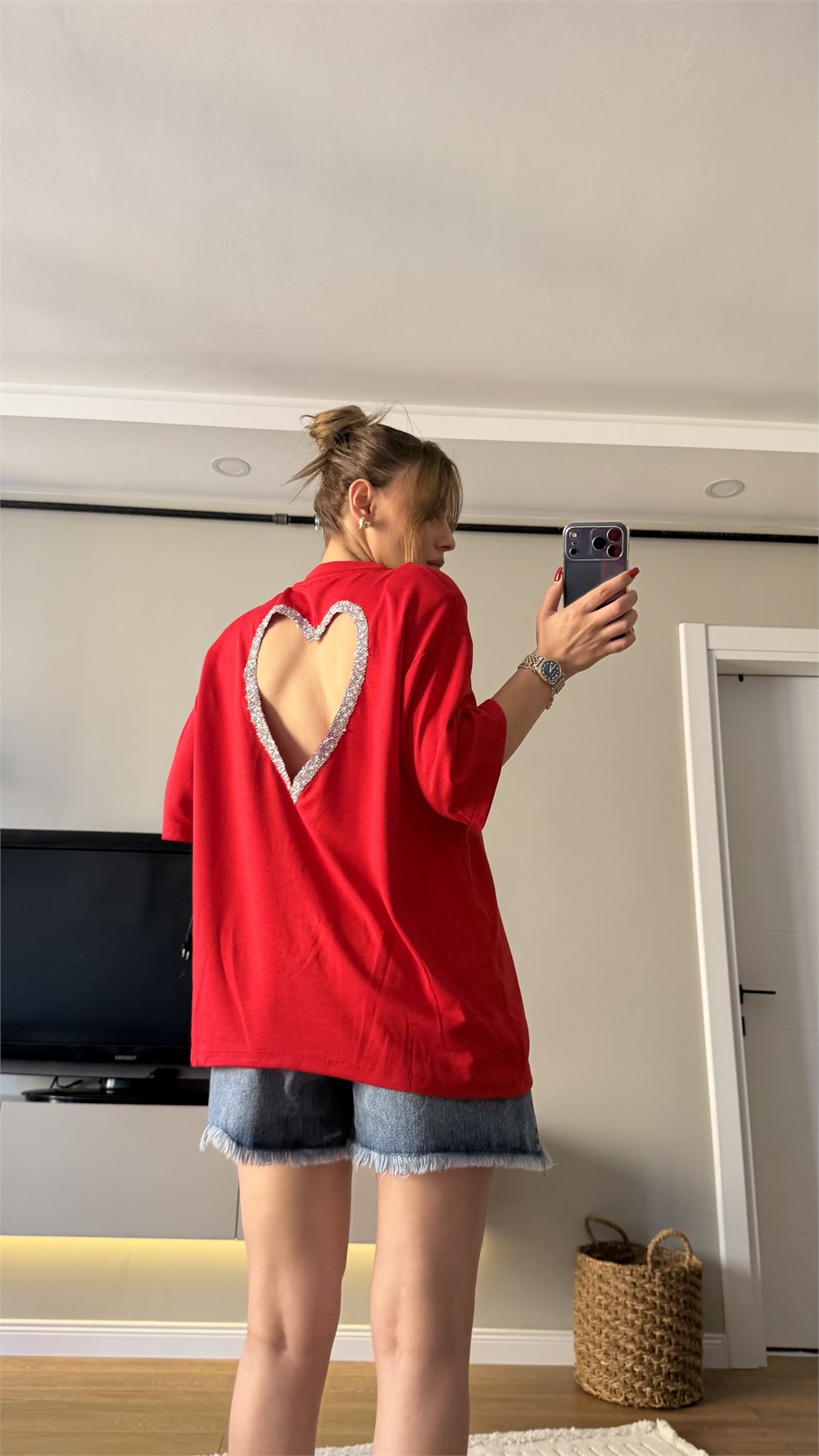Sırt  Taş Kalp Nakışlı Vatkalı Tshirt Kırmızı