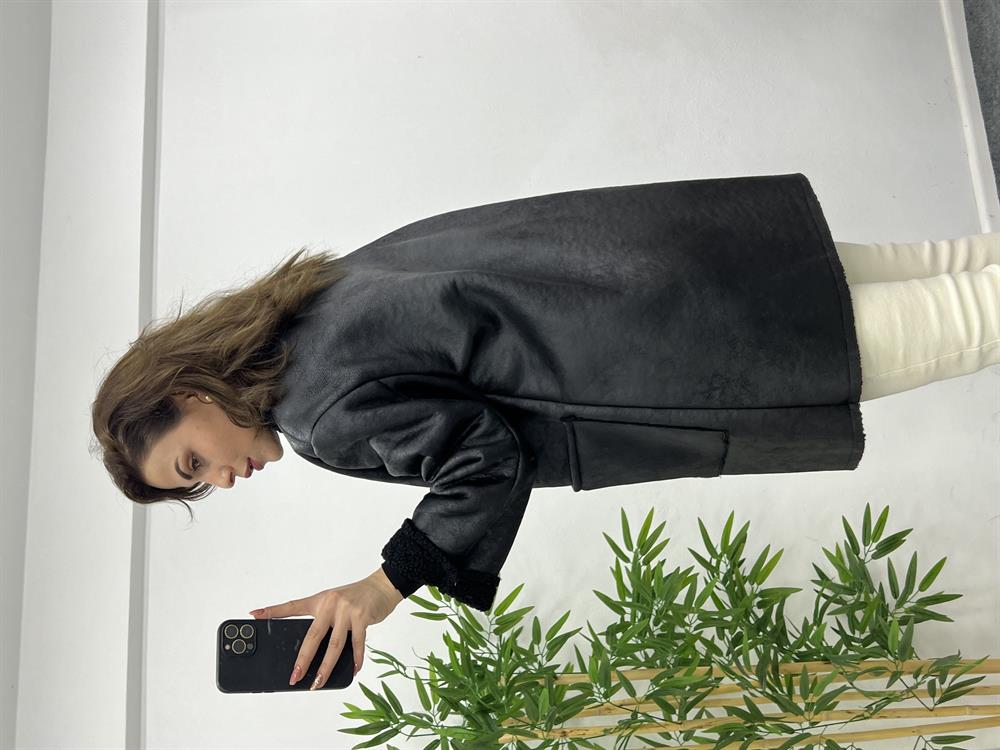 Si̇yah Kürklü Deri̇ Mont