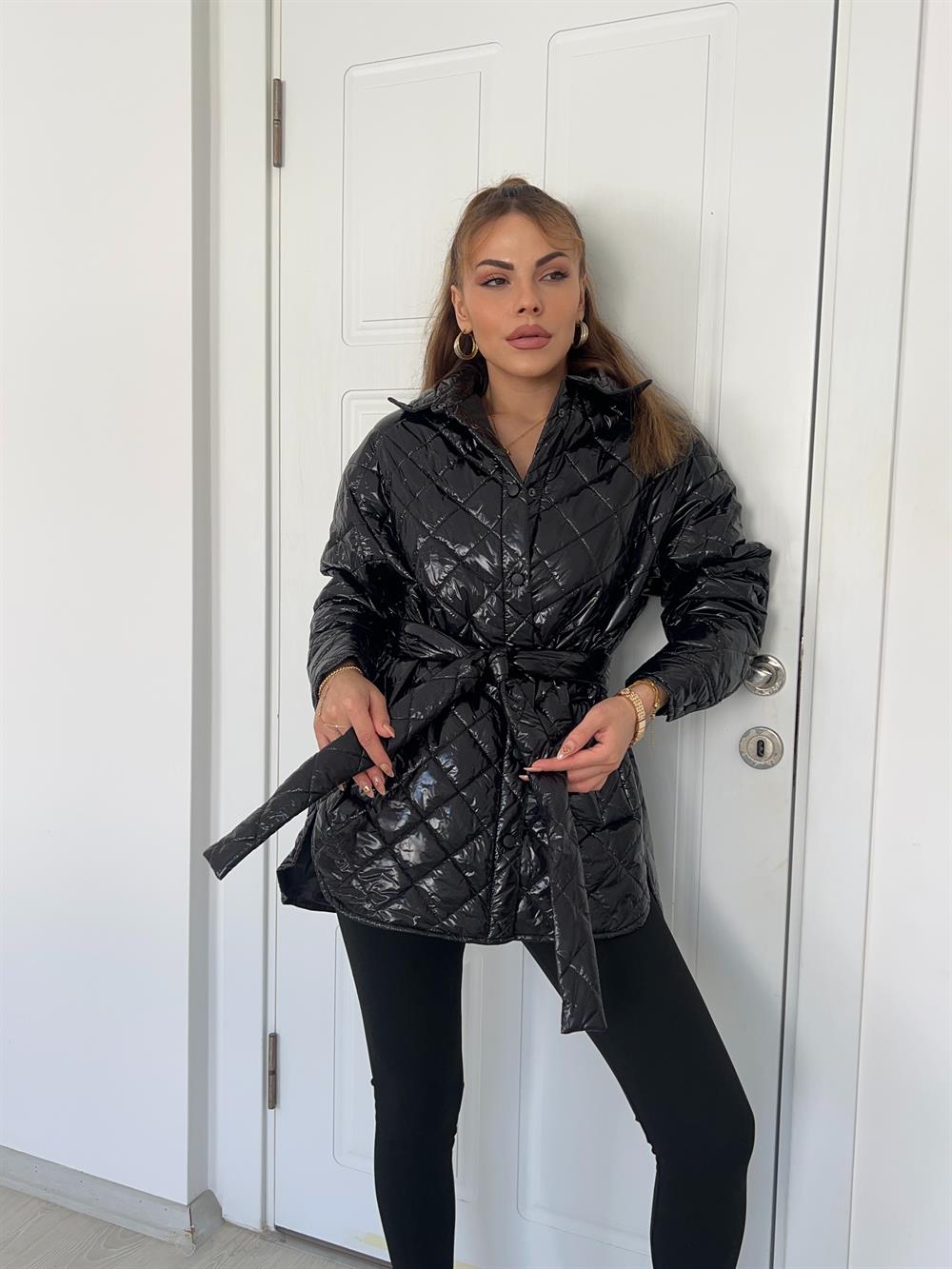 Si̇yah Parlak Kapi̇tone Mont