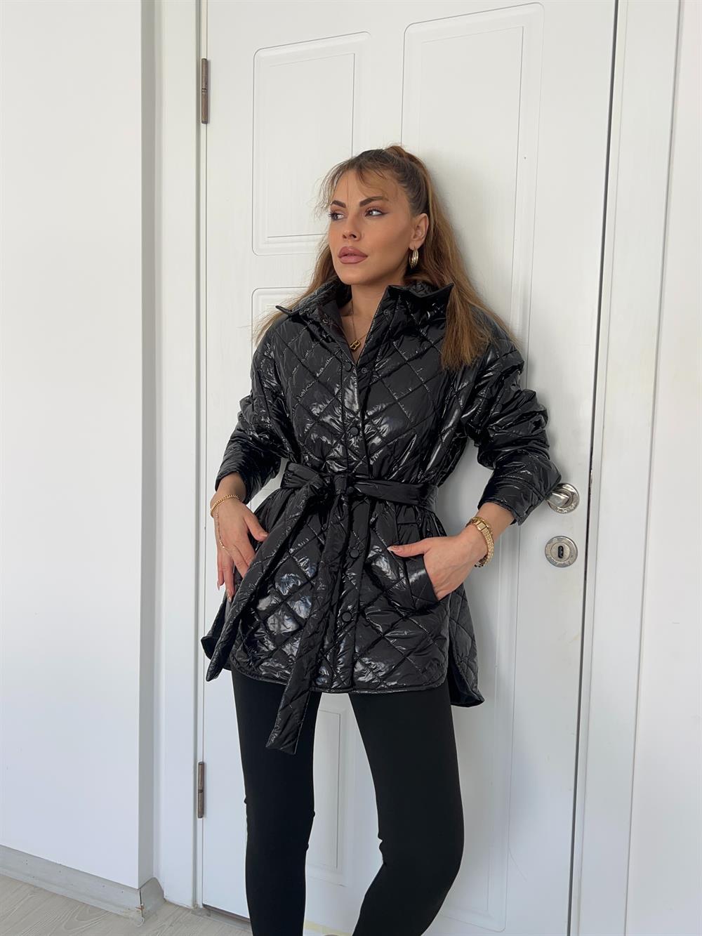 Si̇yah Parlak Kapi̇tone Mont