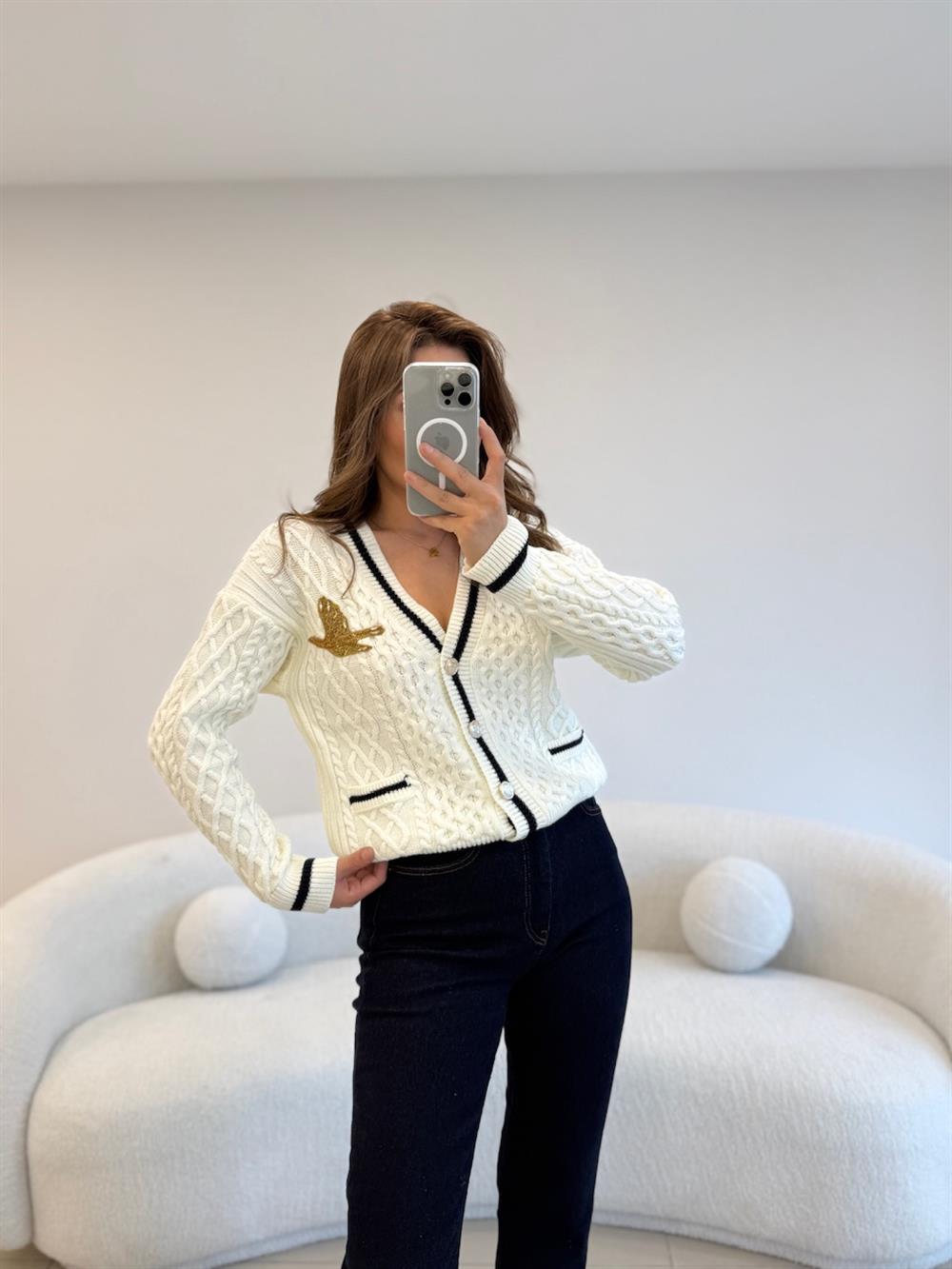 TAŞ DETAYLI CEPLİ HIRKA 