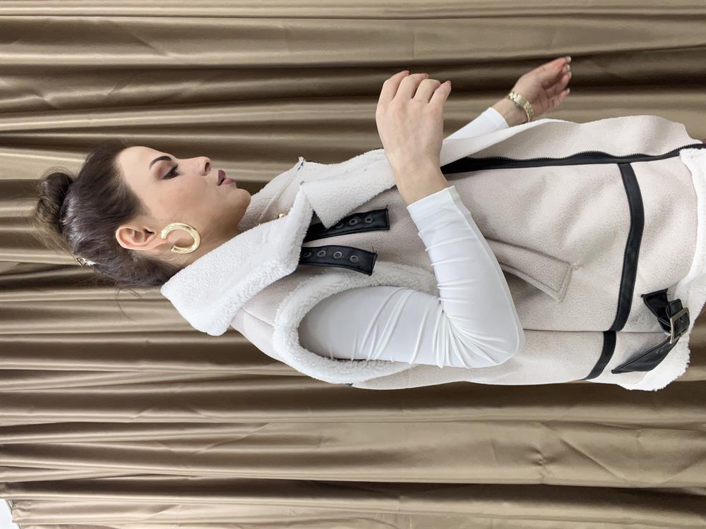 Taş Rengi̇ Kürklü Yelek