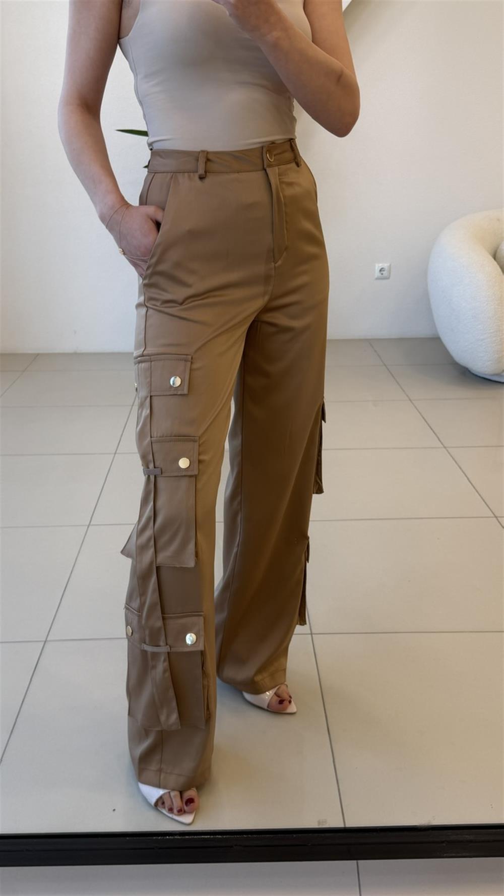 TASARIM BÜYÜK KARGO CEPLİ SATEN PANTOLON CAMEL