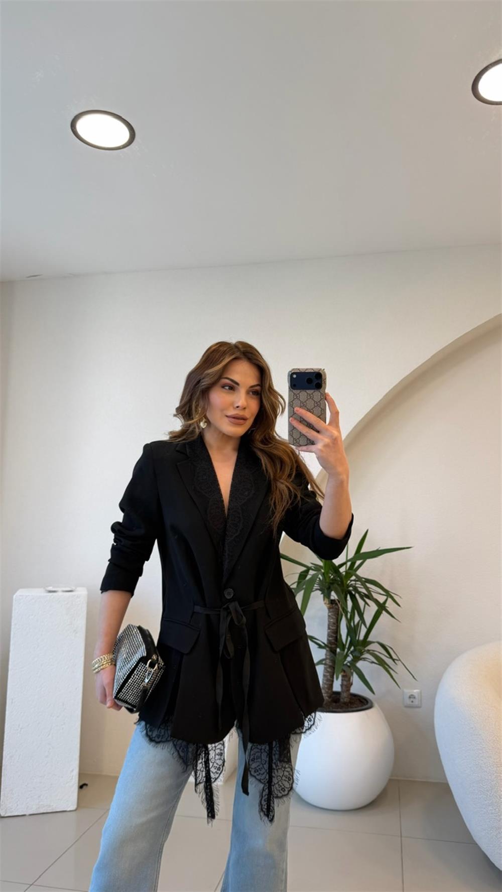 TASARIM DANTELLİ SİYAH CEKET