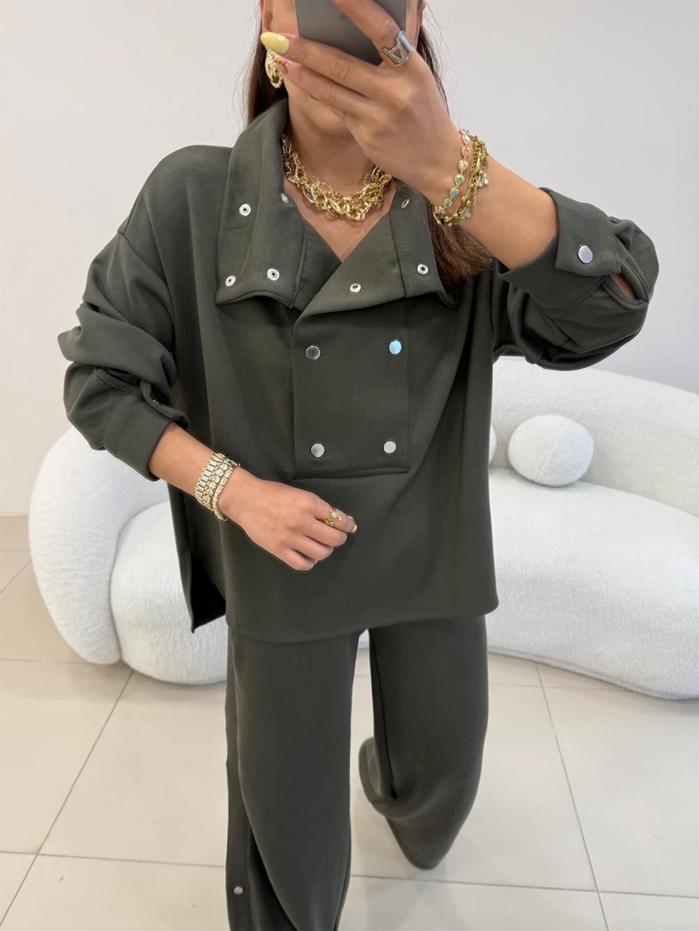 TASARIM DİK YAKA ÇITÇIT DETAYLI EŞOFMAN TAKIMI HAKİ YEŞİL