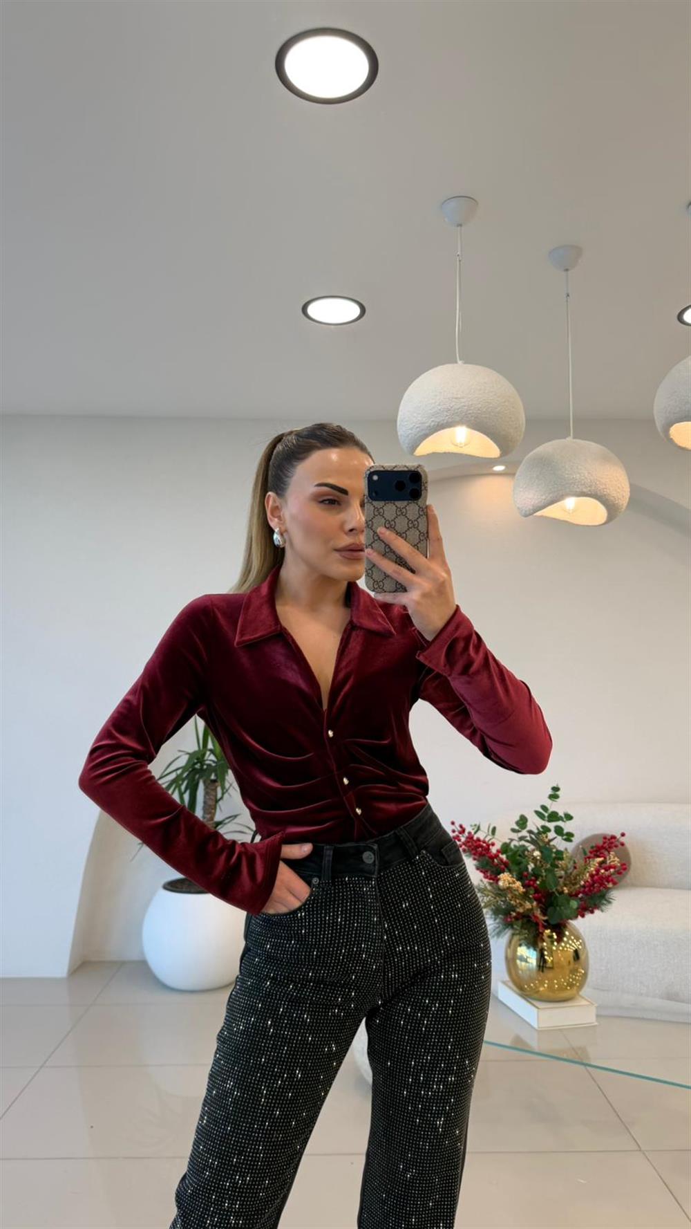 TASARIM GÖĞÜS PİLELİ KADİFE BLUZ BORDO
